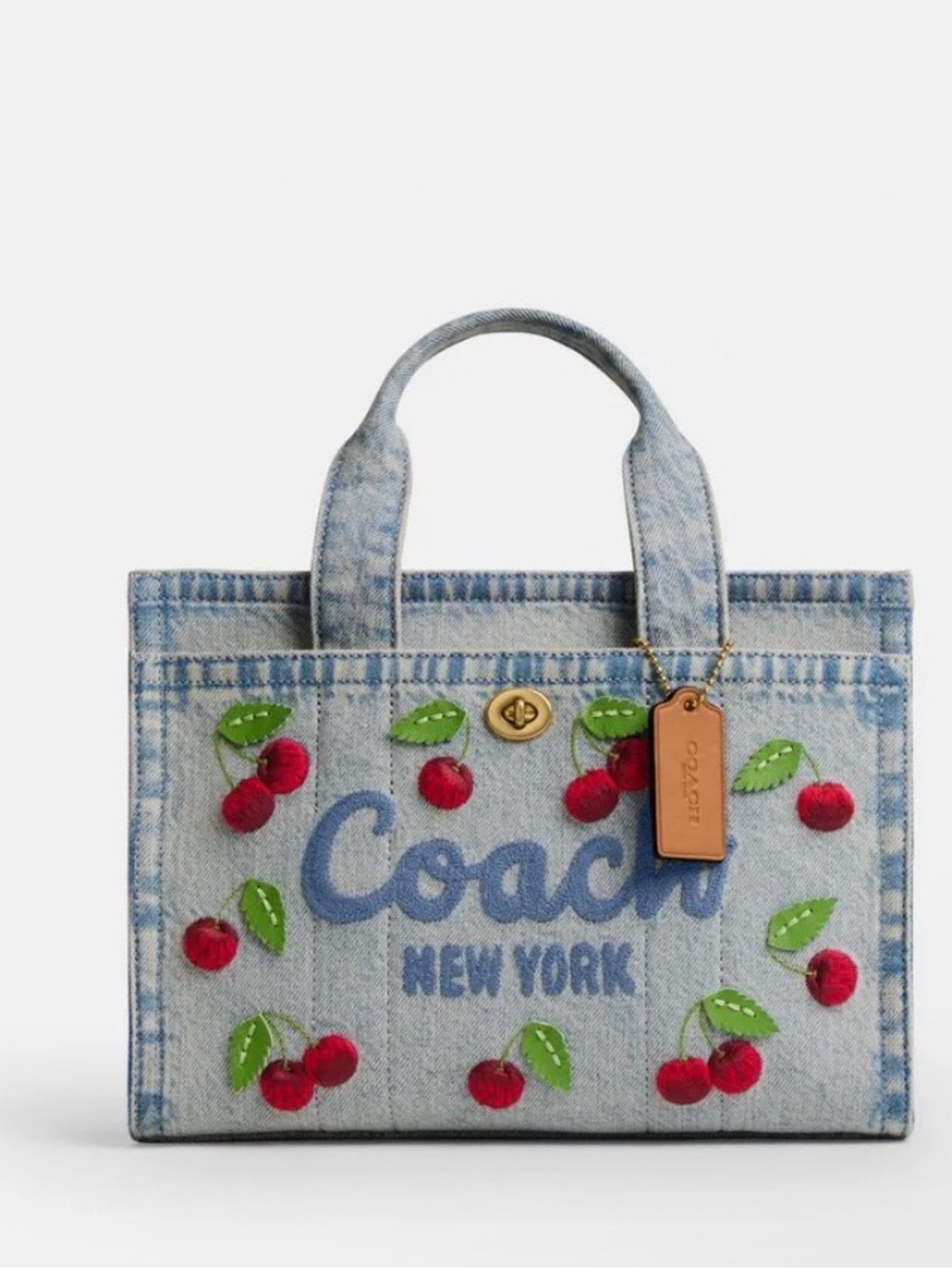 COACH
Cherry Embroidery
Cargo Denim Tote 26